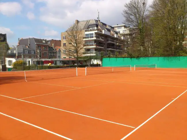Local tennis pro shop Brussels lessons tournaments near you