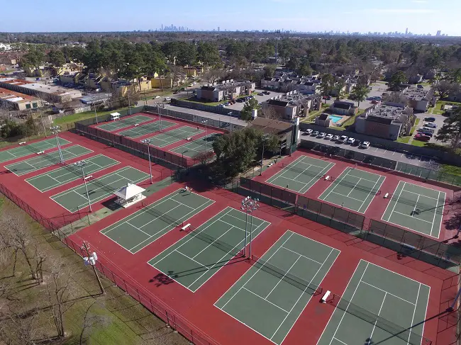 Best tennis clubs Houston buy rackets courts your area