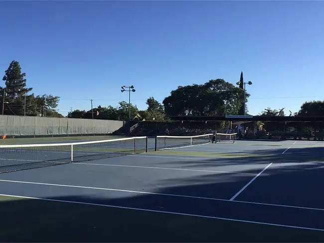 Best tennis clubs Modesto Stockton buy rackets courts your area
