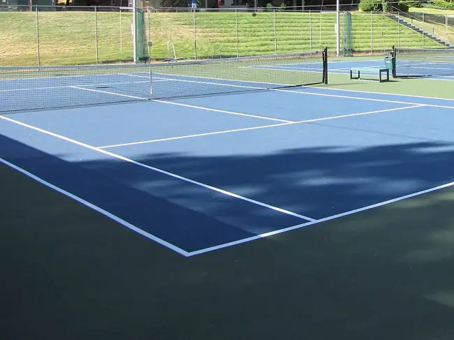 Best tennis clubs Spokane buy rackets courts your area