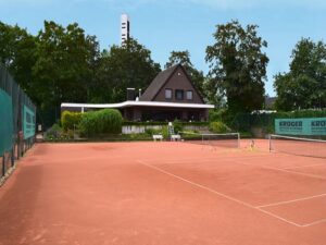 Best tennis clubs Dusseldorf buy rackets courts your area
