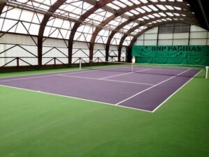 Best tennis clubs Paris buy rackets courts your area