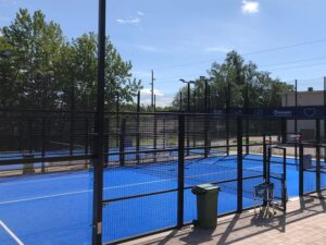 Best tennis clubs Cleveland buy rackets courts your area